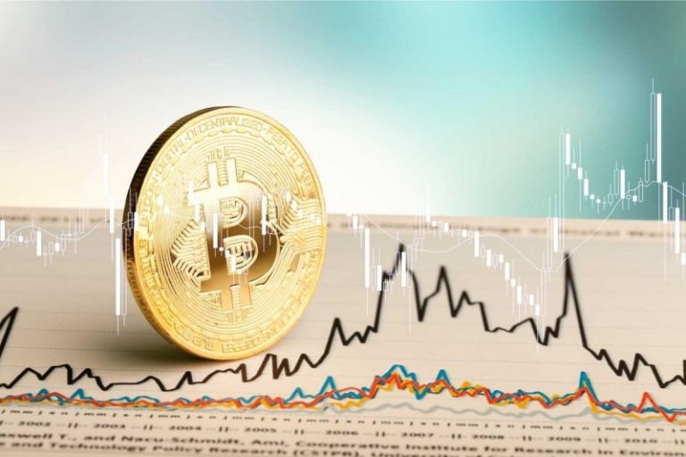 Crypto Market Update: Altcoins Retreat as Bitcoin ETFs See US$2.7 Billion of Inflows